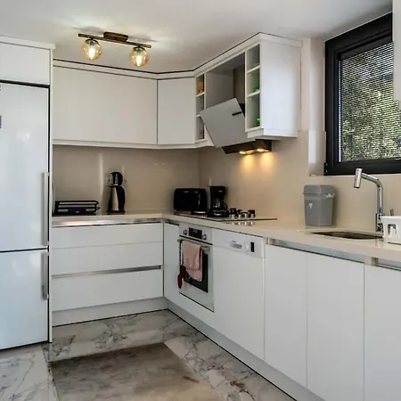 Kalkanda Korunakli Tatil Villasi Hotel *