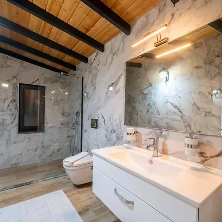 Hotel Kalkanda Korunakli Tatil Villasi