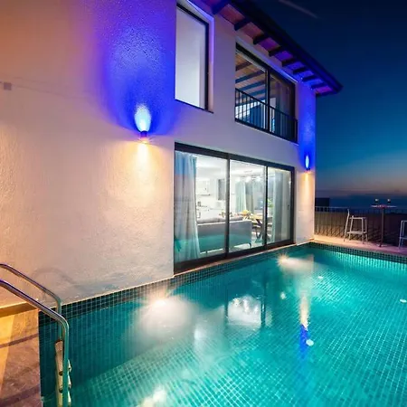 Hotel Kalkanda Korunakli Tatil Villasi *
